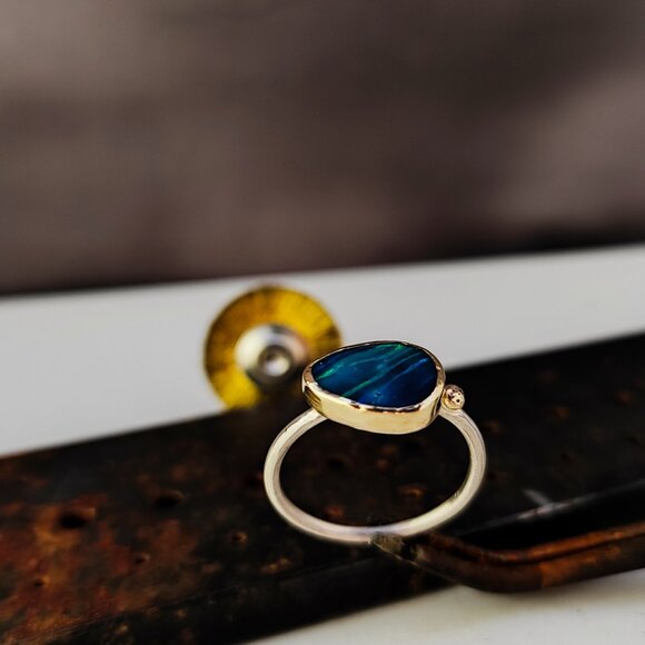 14K solid Yellow gold & Sterling silver ring with Blue Australian Opal. - Picture 6 of 14